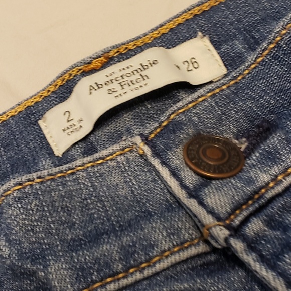 Abercrombie & Fitch Light Blue Denim shorts - Picture 4 of 4